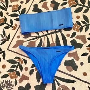 Triangl bandeau bikini